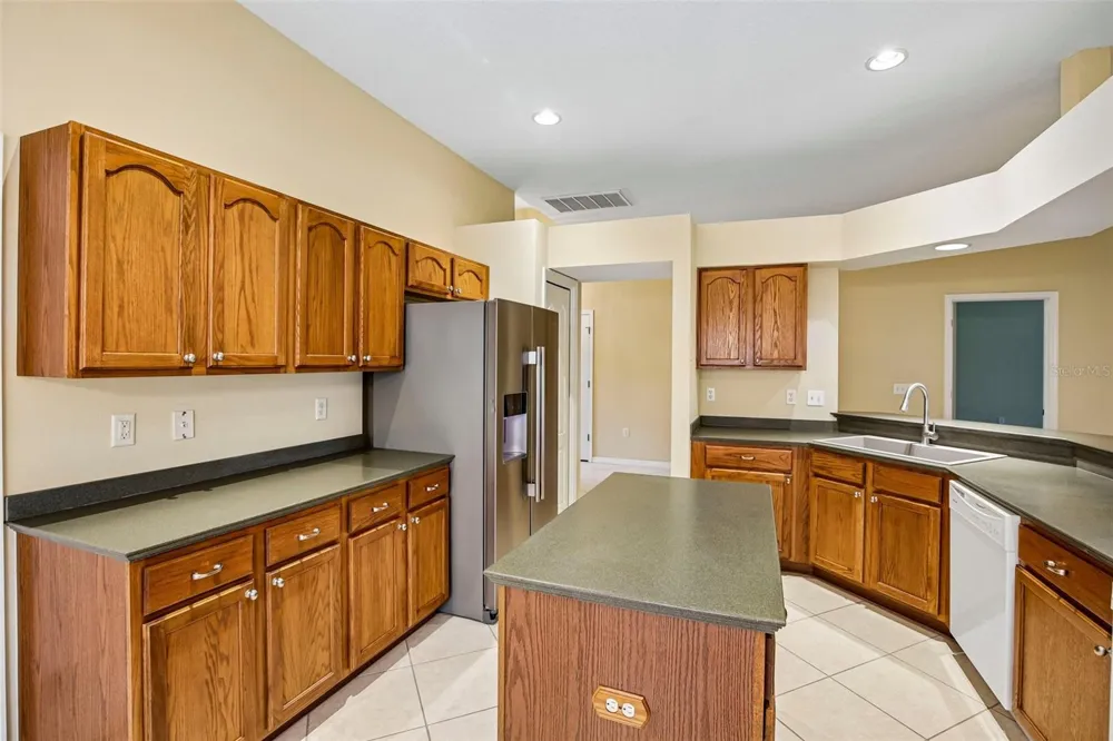 2008 GRANTHAM GREENS DRIVE Sun City Center, FL 33573