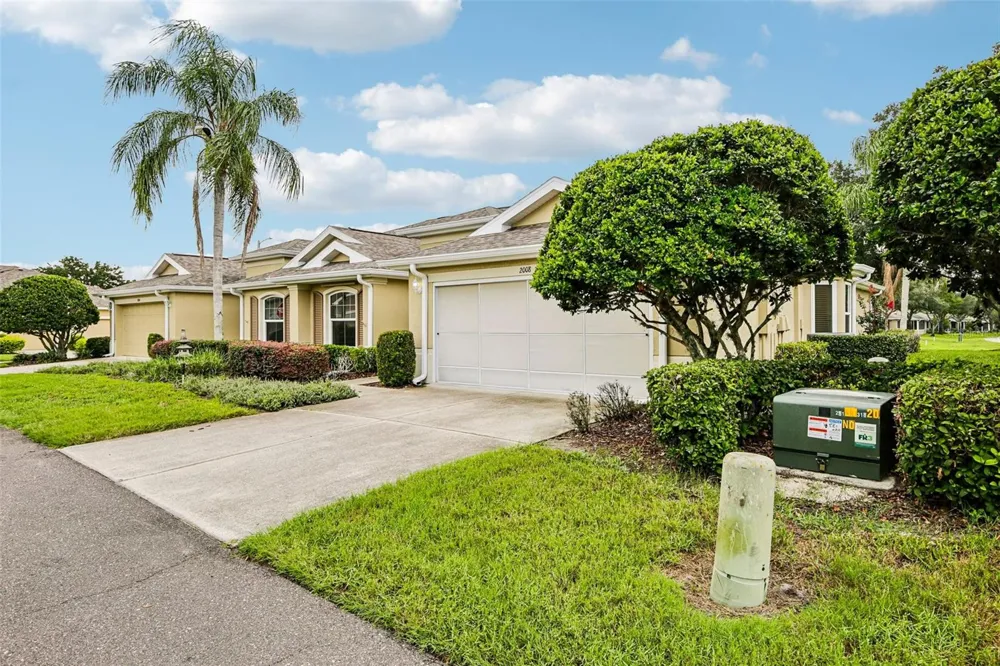 2008 GRANTHAM GREENS DRIVE Sun City Center, FL 33573