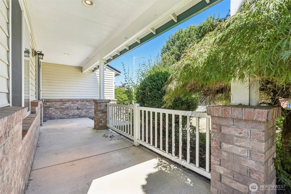 1612 SE 187th Place Vancouver, WA 98683