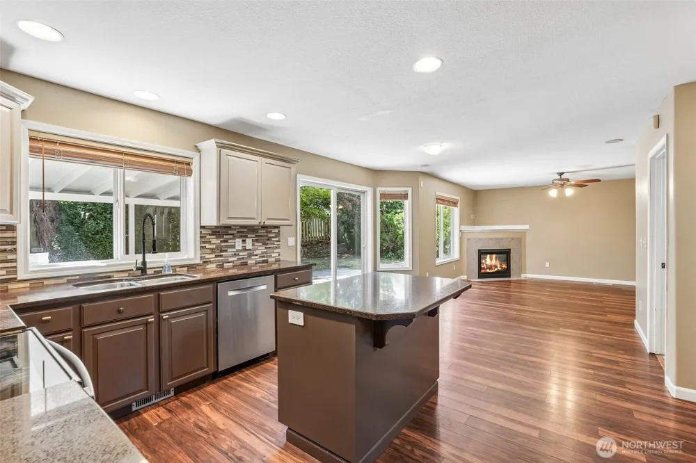 1612 SE 187th Place Vancouver, WA 98683
