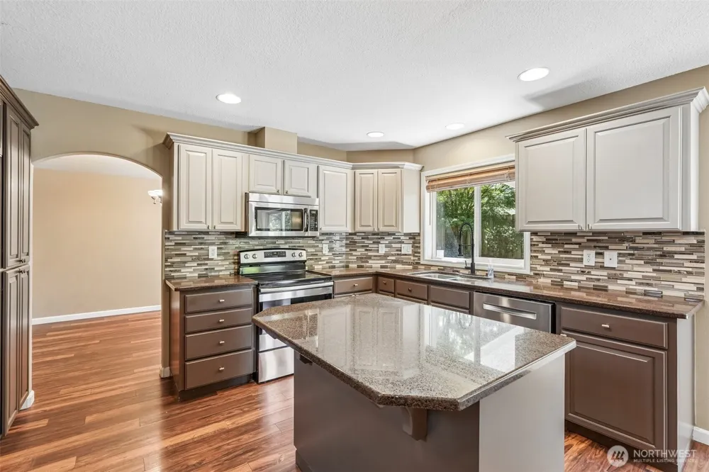 1612 SE 187th Place Vancouver, WA 98683