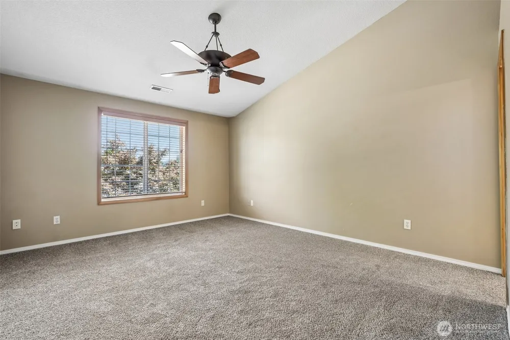 1612 SE 187th Place Vancouver, WA 98683