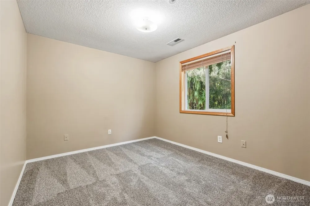 1612 SE 187th Place Vancouver, WA 98683