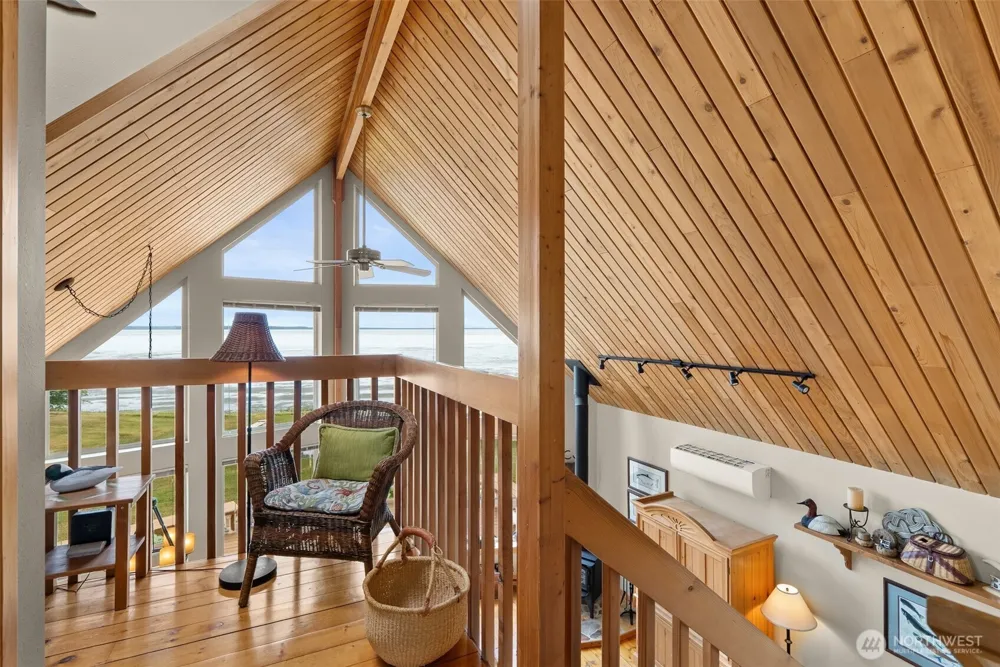 441 Bay Center Road Bay Center, WA 98587