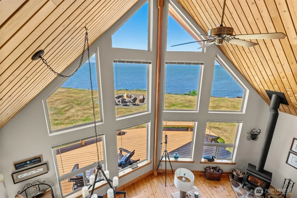 441 Bay Center Road Bay Center, WA 98587