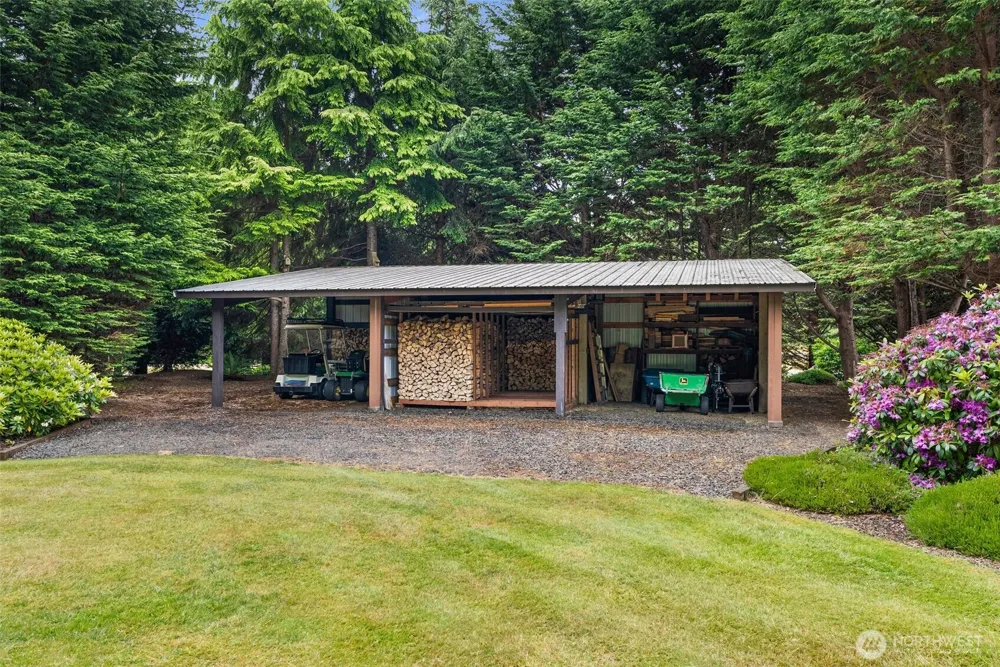 441 Bay Center Road Bay Center, WA 98587