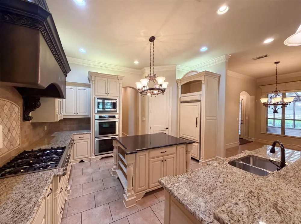 6113 Rock Dove Circle Colleyville, TX 76034