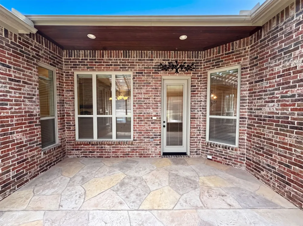 6113 Rock Dove Circle Colleyville, TX 76034