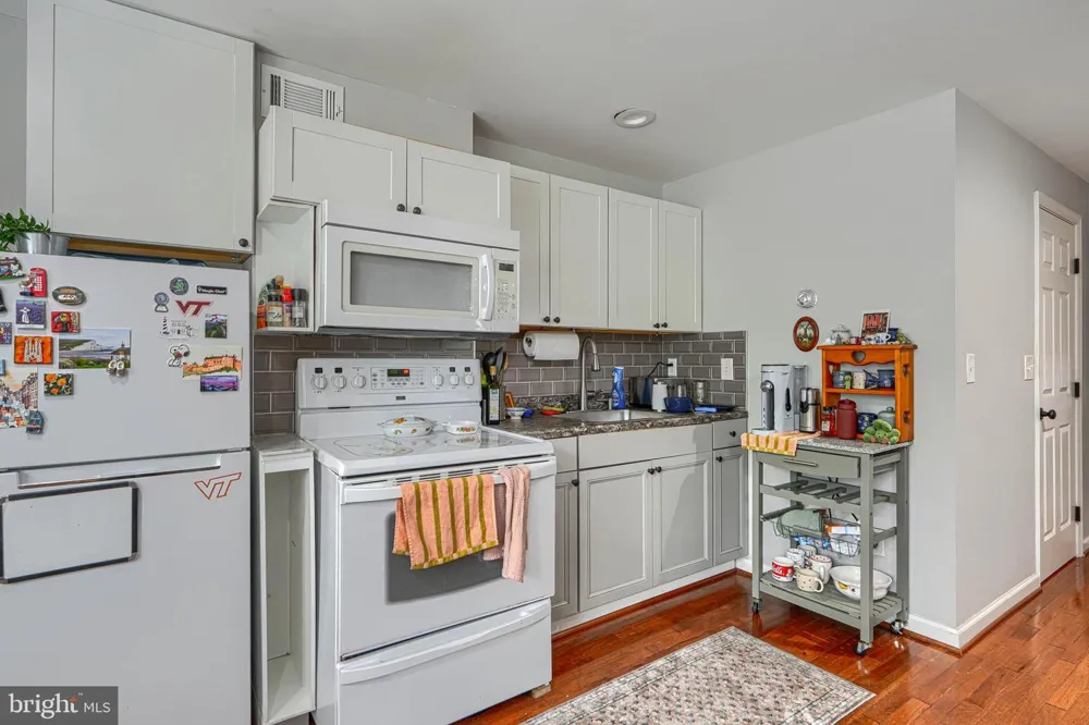 3427 KESWICK ROAD Baltimore, MD 21211