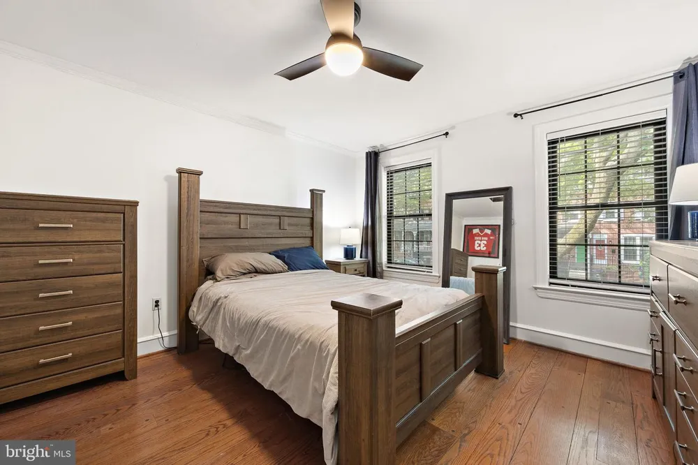 925 LOVERING AVENUE Wilmington, DE 19806