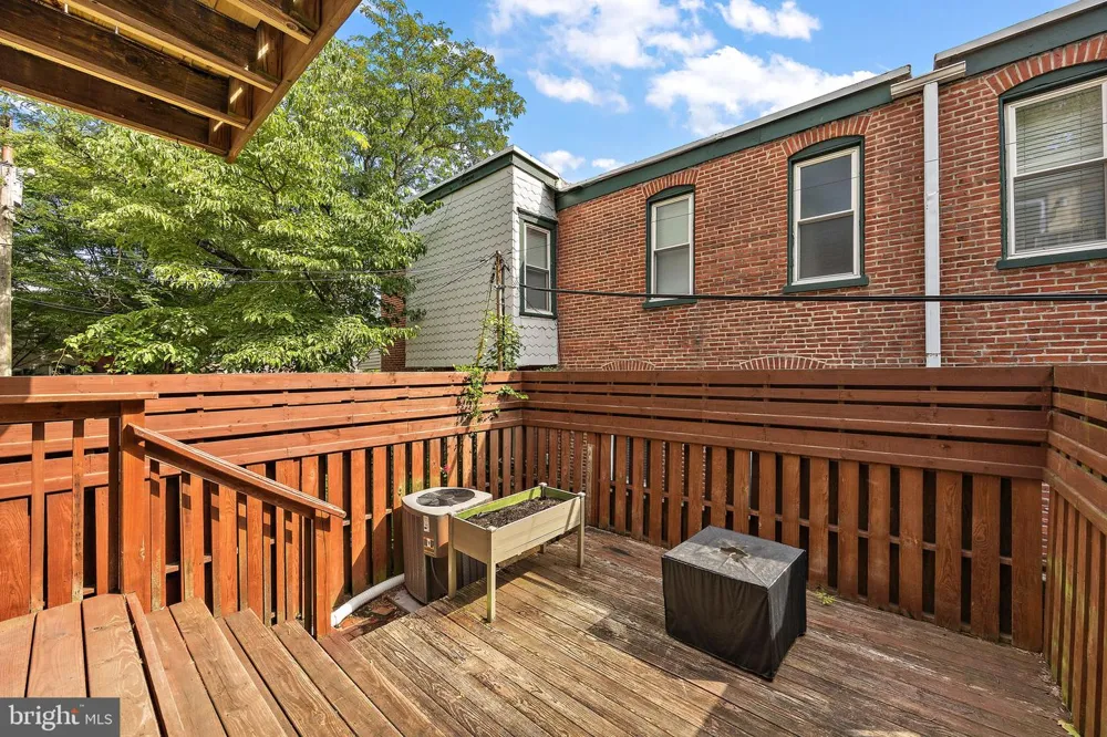 925 LOVERING AVENUE Wilmington, DE 19806