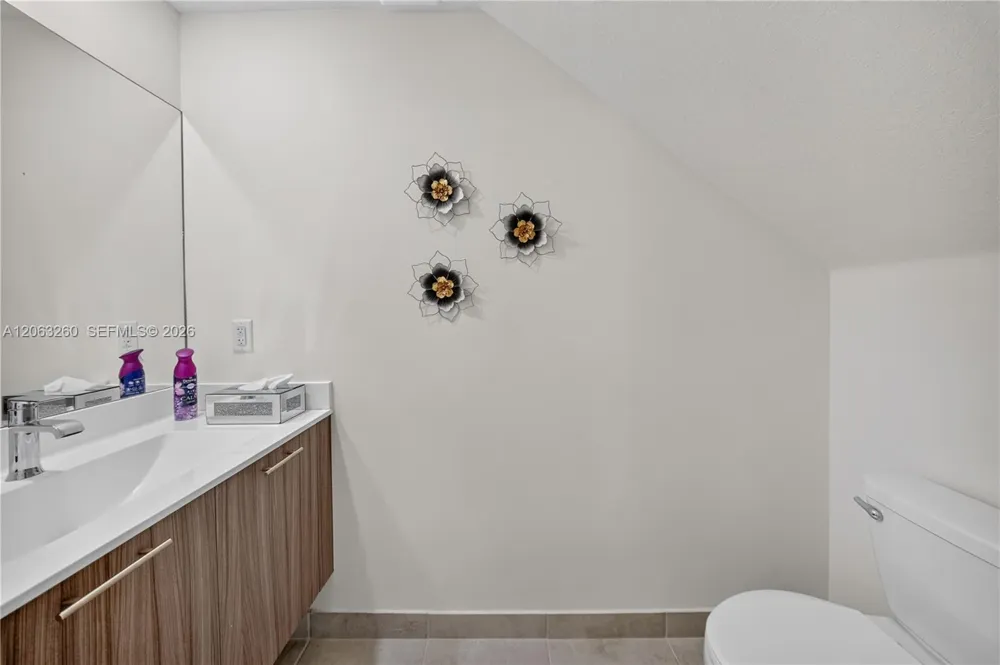 4745 NW 83rd Pkwy Doral, FL 33166