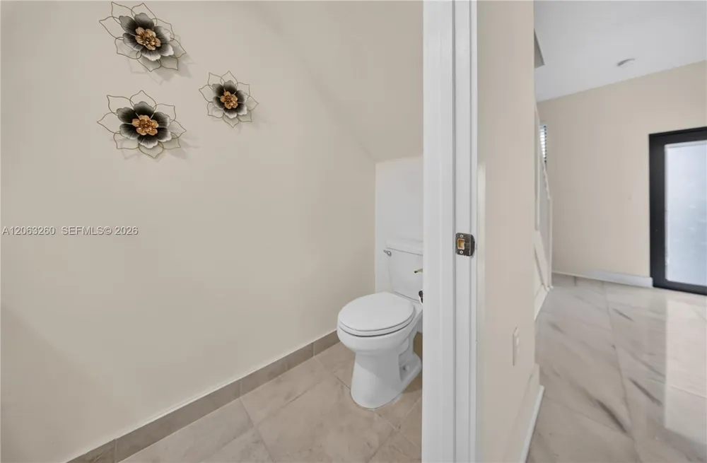 4745 NW 83rd Pkwy Doral, FL 33166