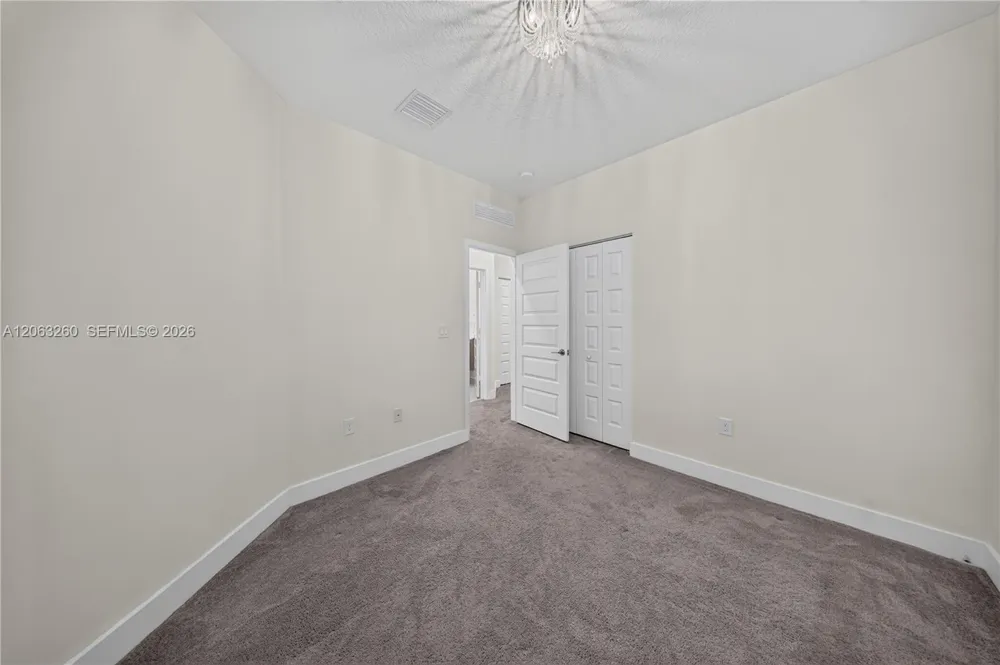 4745 NW 83rd Pkwy Doral, FL 33166