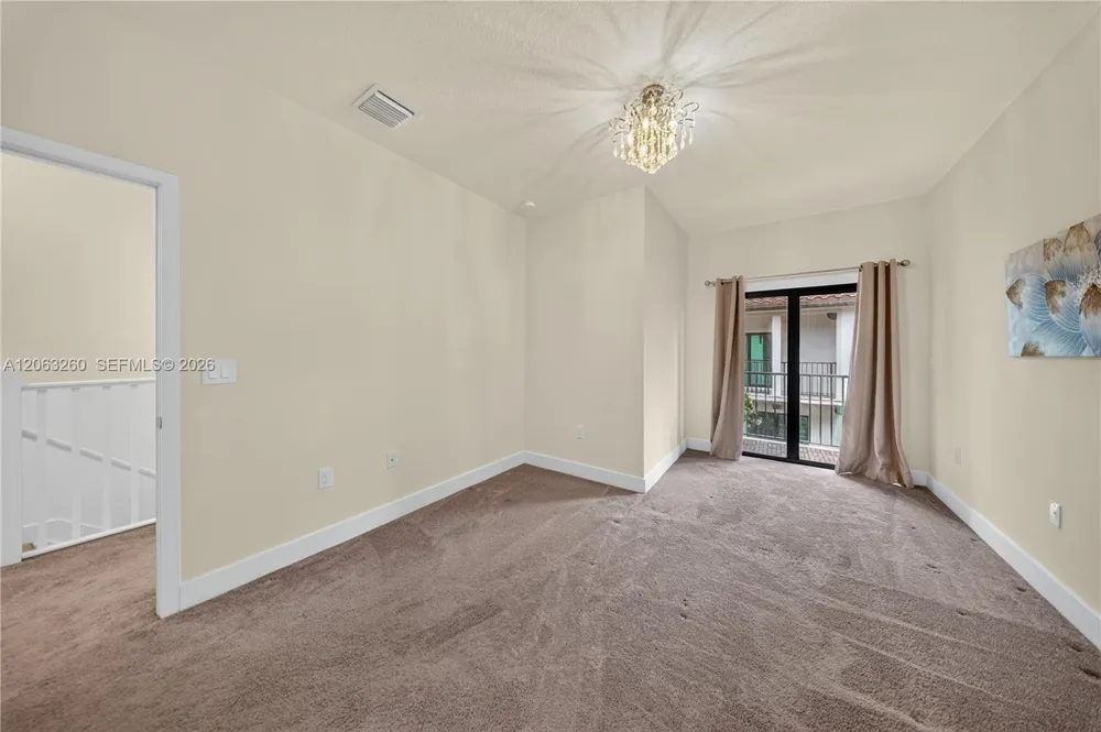 4745 NW 83rd Pkwy Doral, FL 33166