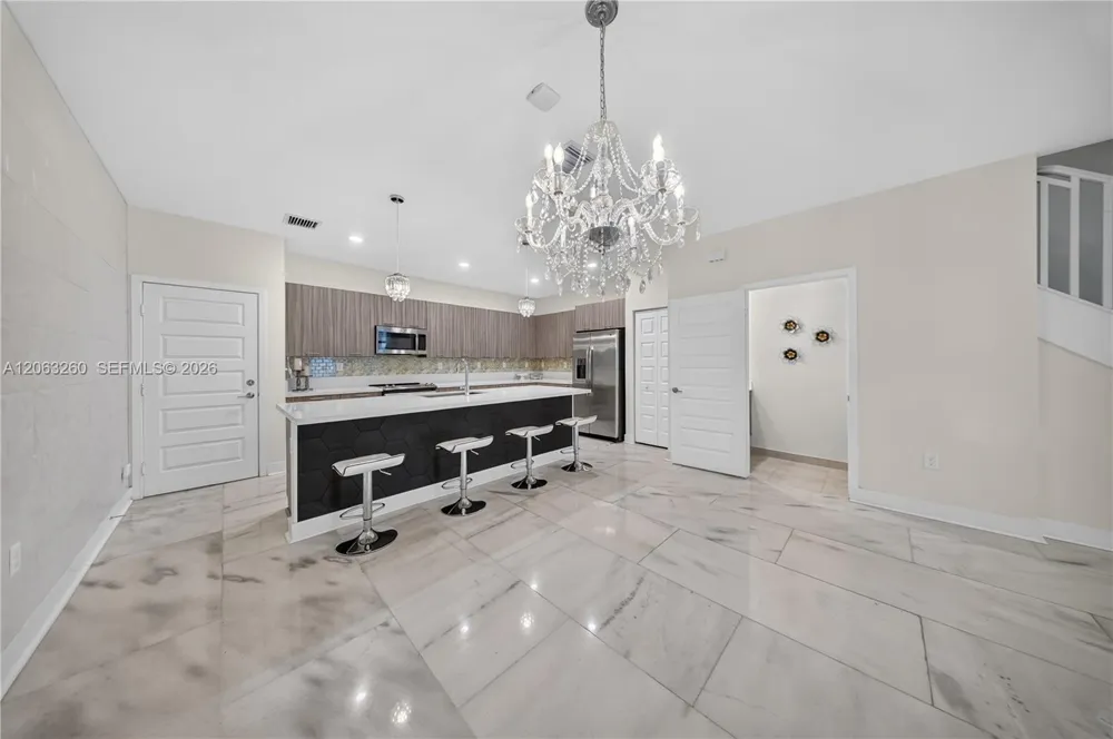 4745 NW 83rd Pkwy Doral, FL 33166