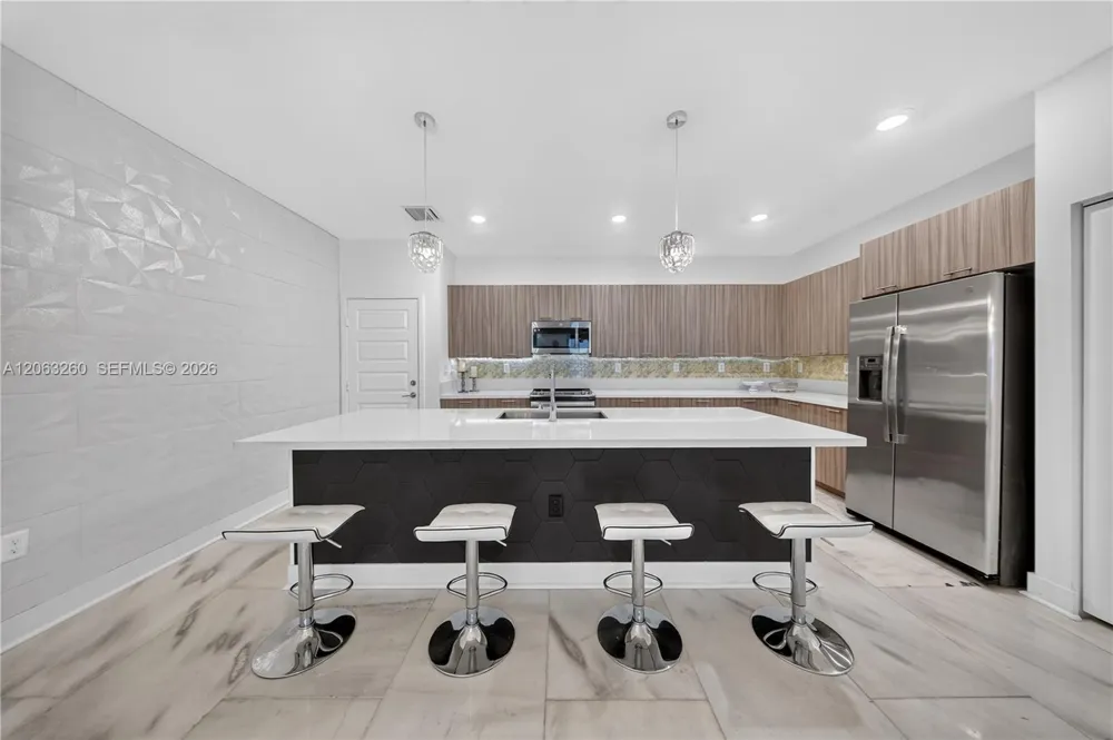 4745 NW 83rd Pkwy Doral, FL 33166