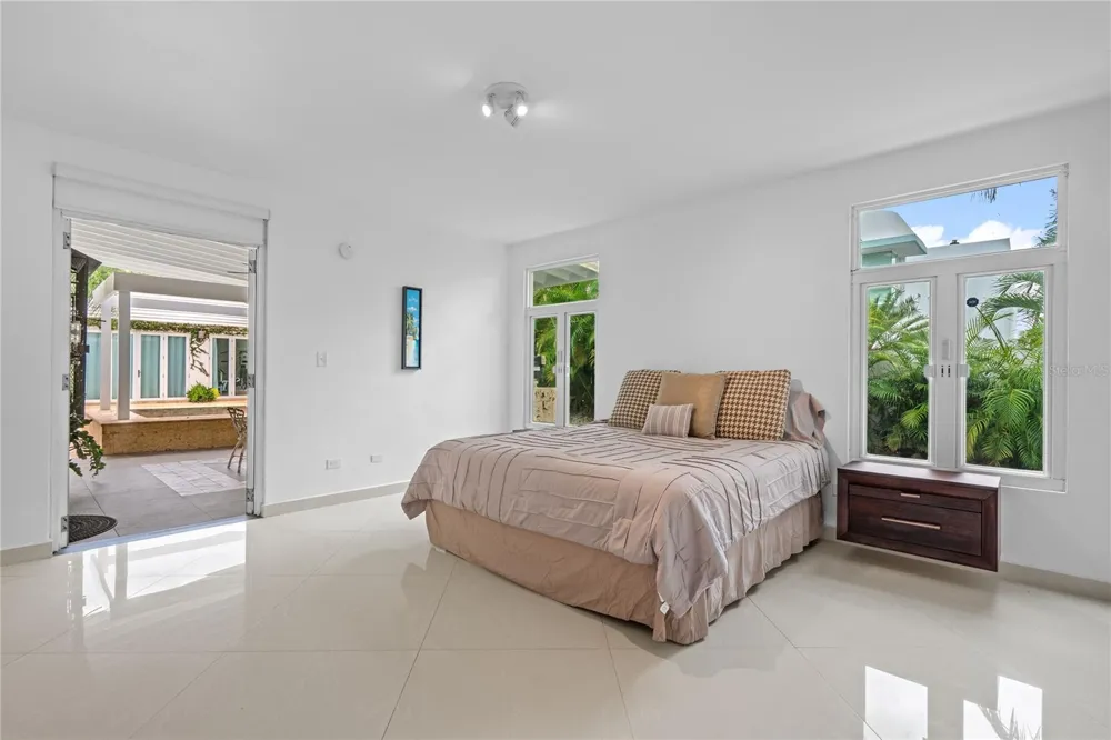 18 PASEO LAS PALMAS Dorado, Pr, PR 00646