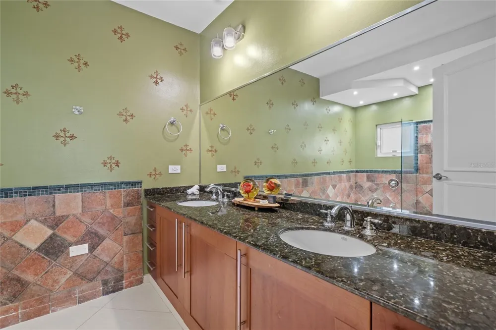 18 PASEO LAS PALMAS Dorado, Pr, PR 00646