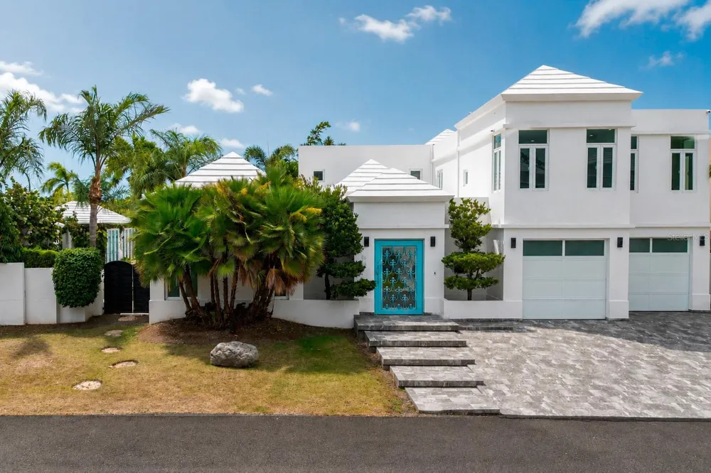 18 PASEO LAS PALMAS Dorado, Pr, PR 00646
