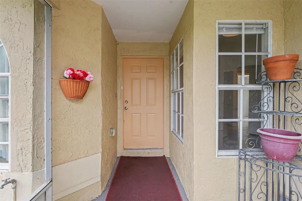 1607 WIDELAKE COURT Brandon, FL 33511