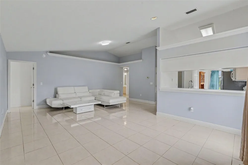 1607 WIDELAKE COURT Brandon, FL 33511