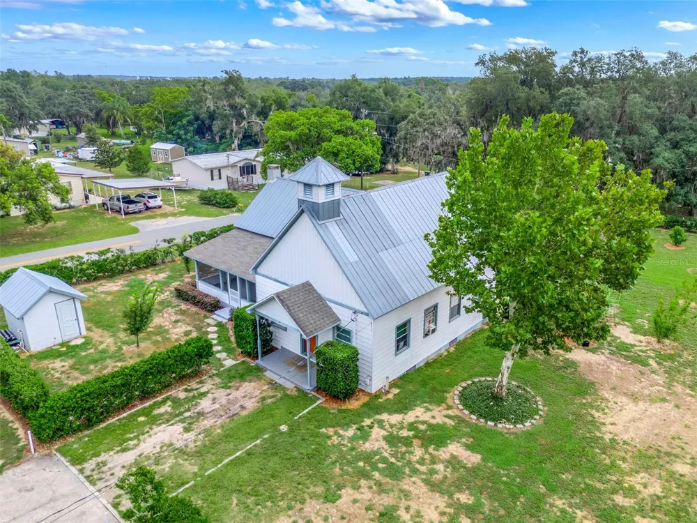13234 SOUTH CAROLINA AVENUE Astatula, FL 34705