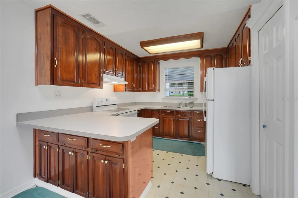 13234 SOUTH CAROLINA AVENUE Astatula, FL 34705