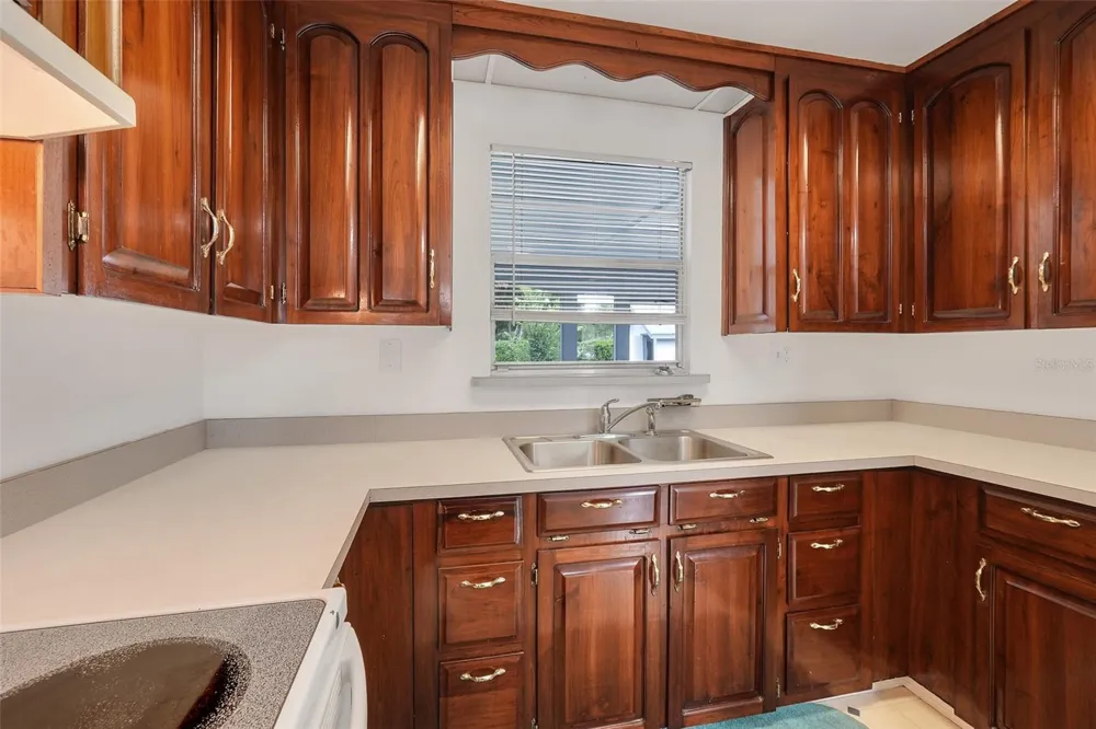13234 SOUTH CAROLINA AVENUE Astatula, FL 34705