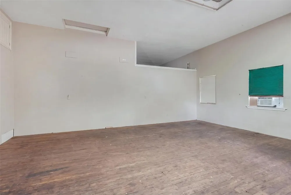 13234 SOUTH CAROLINA AVENUE Astatula, FL 34705