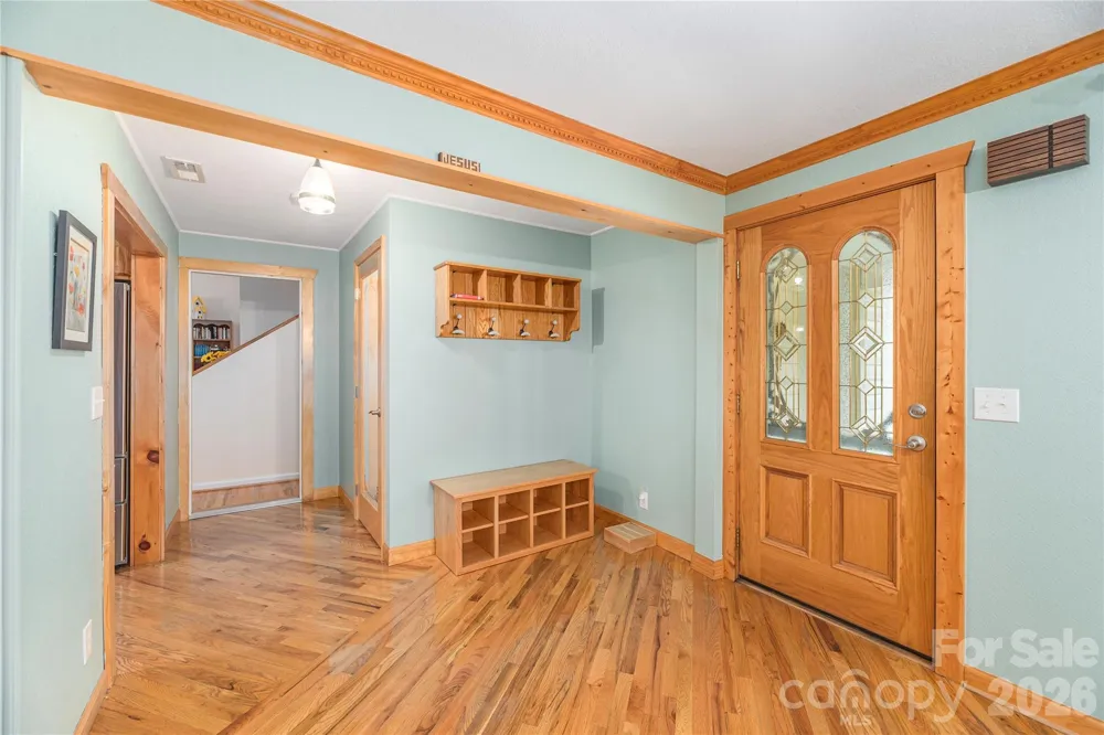 1075 Moody Farm Road Maggie Valley, NC 28751