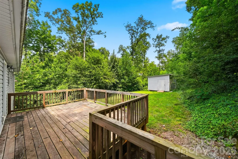117 Falls Street Morganton, NC 28655