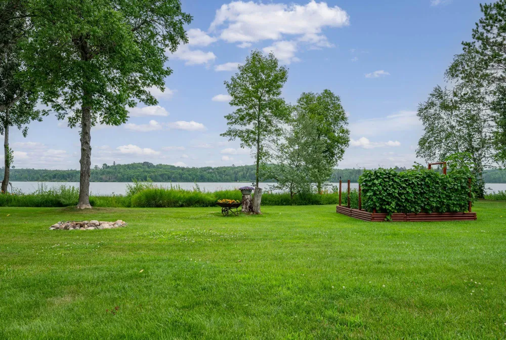 40330 Bray Lake Road Nashwauk, MN 55769