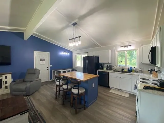 1351 105th Avenue #C Amery, WI 54001