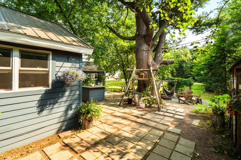 6818 S 1st Avenue Lake Nebagamon, WI 54849