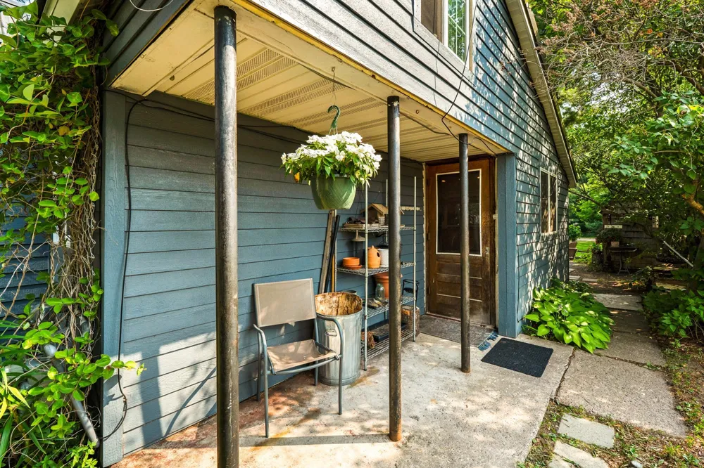 6818 S 1st Avenue Lake Nebagamon, WI 54849