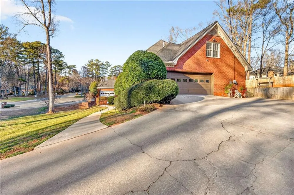 4870 Forestglade Court Smoke Rise, GA 30087