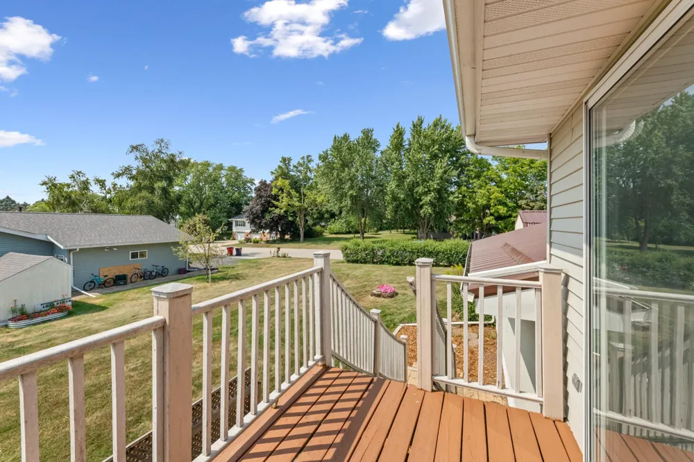 300 8th Street NW Plainview, MN 55964
