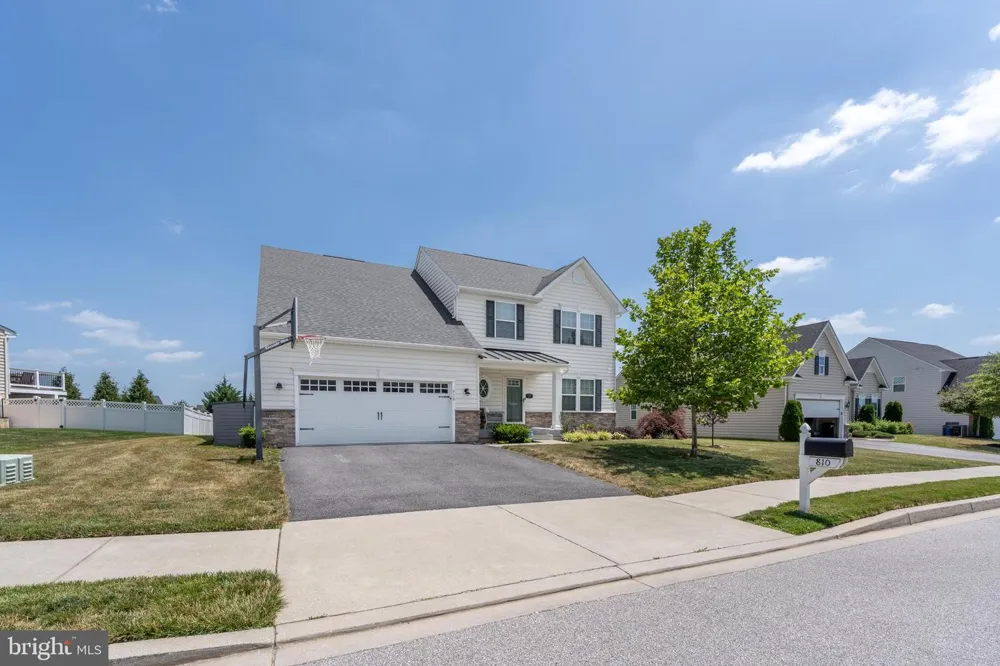 810 AMHERST LANE Westminster, MD 21158