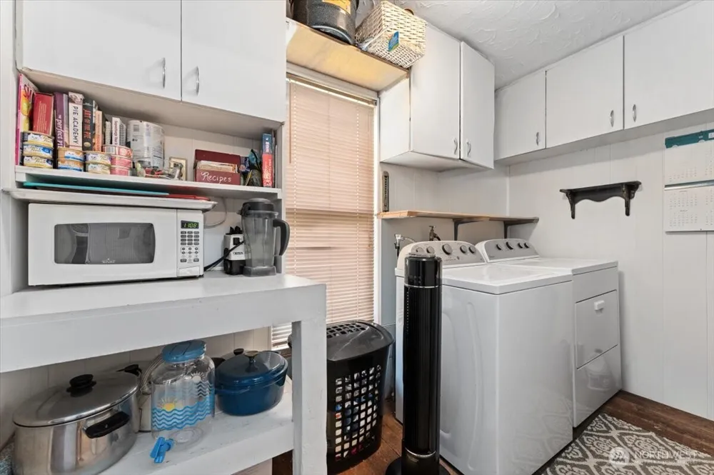 1638 Green Avenue Manson, WA 98831