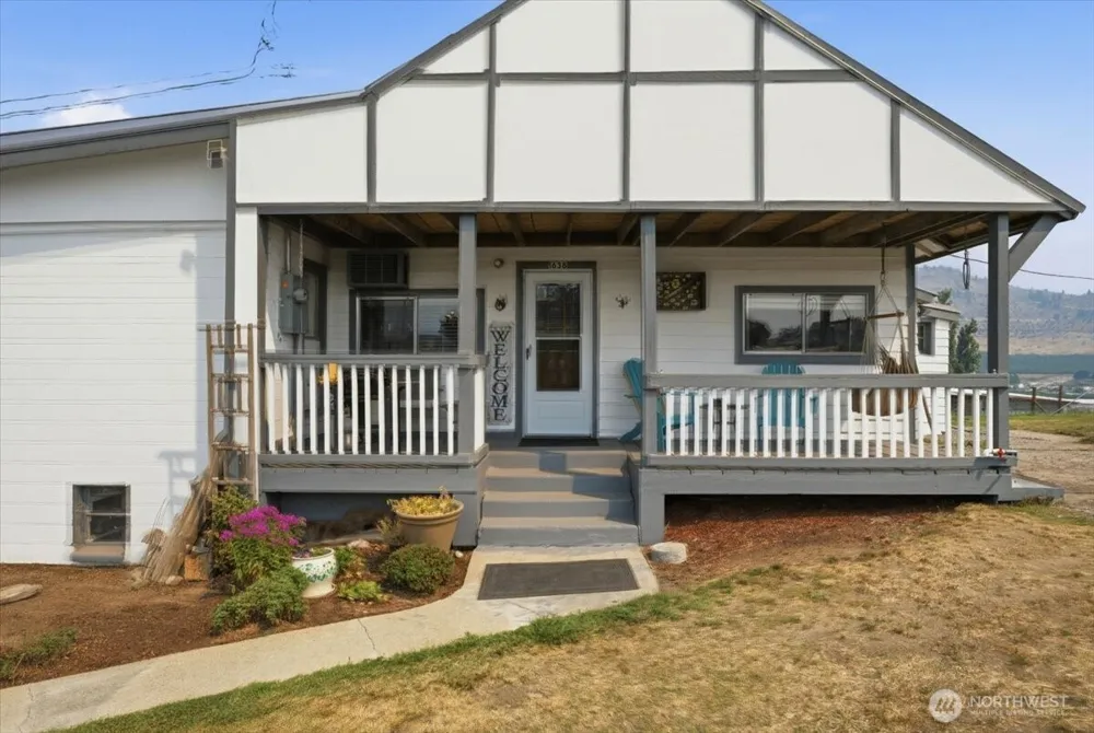 1638 Green Avenue Manson, WA 98831