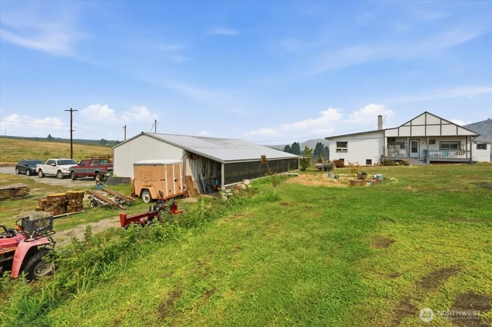 1638 Green Avenue Manson, WA 98831
