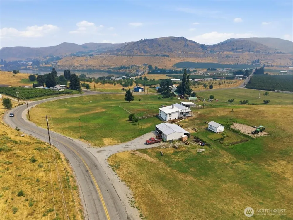 1638 Green Avenue Manson, WA 98831