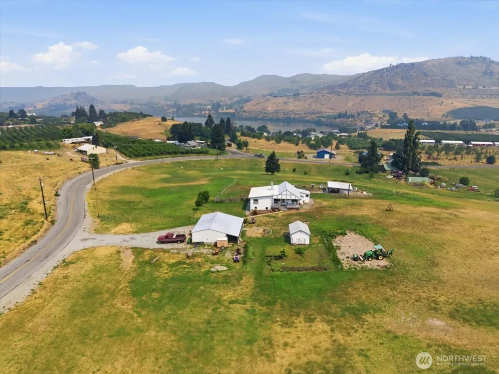 1638 Green Avenue Manson, WA 98831
