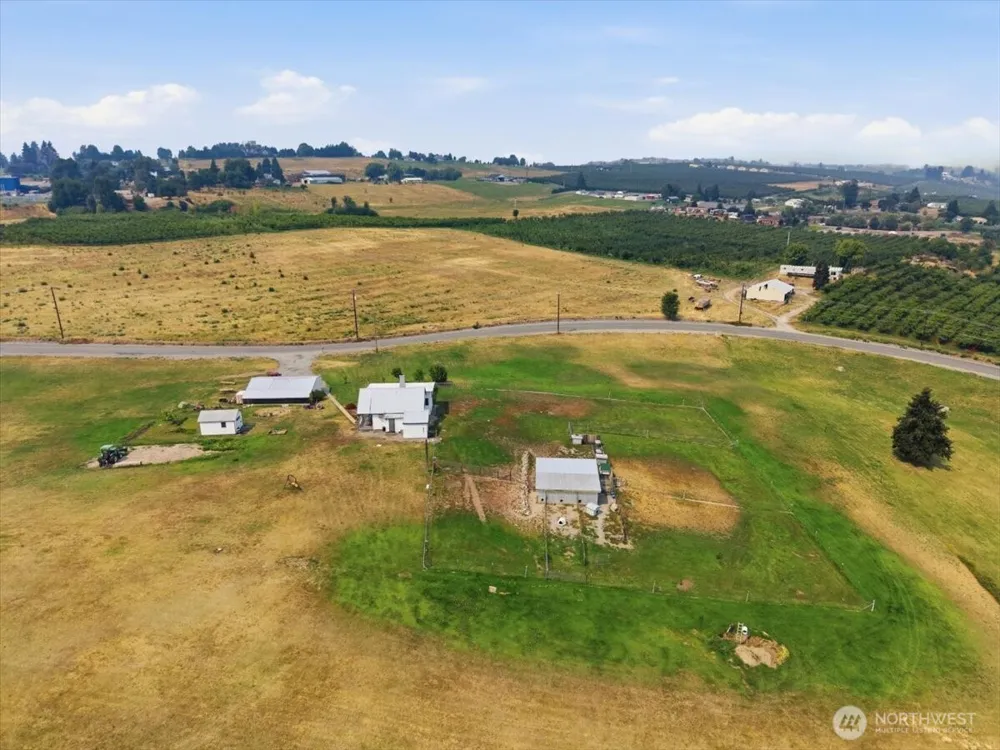 1638 Green Avenue Manson, WA 98831