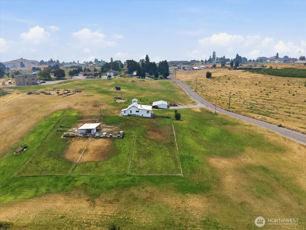 1638 Green Avenue Manson, WA 98831