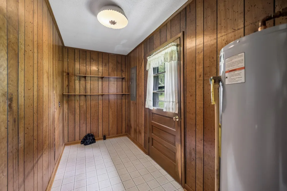 521 E Sunset Drive Athens, TN 37303