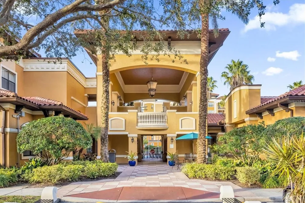 12521 FLORIDAYS RESORT DRIVE #103F Orlando, FL 32821