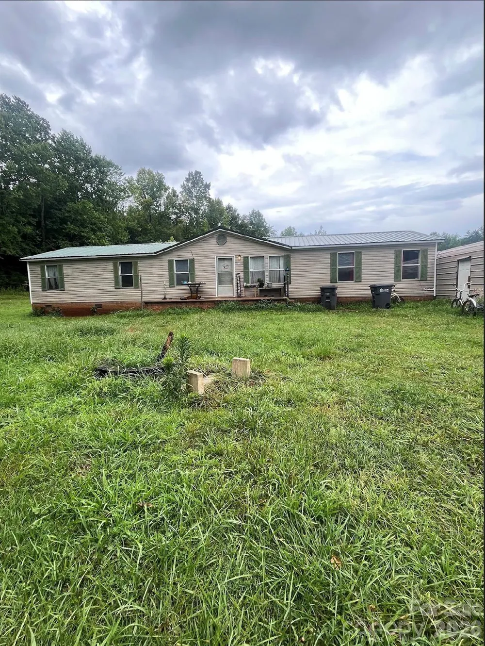 130 Vectra Drive Statesville, NC 28625