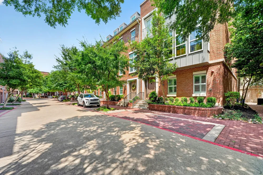 7700 Eastern Avenue #207 Dallas, TX 75209